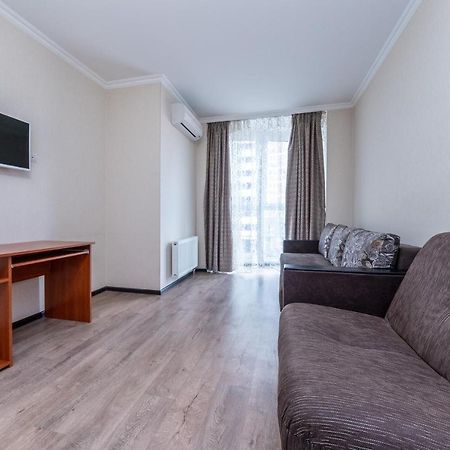 Flatrent Drahomanova 2A Apartment Kiev Exterior foto