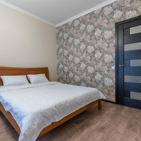 Flatrent Drahomanova 2A Apartment Kiev Exterior foto