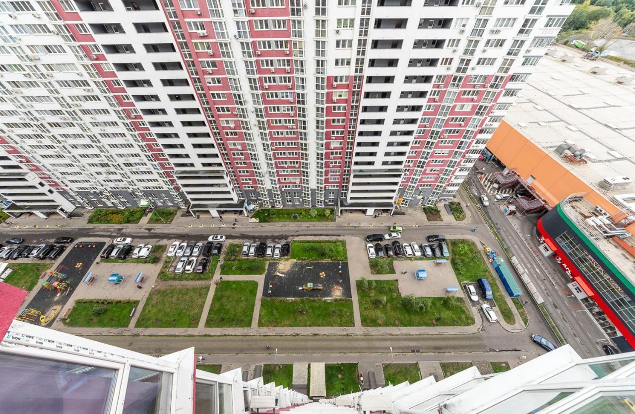 Flatrent Drahomanova 2A Apartment Kiev Exterior foto