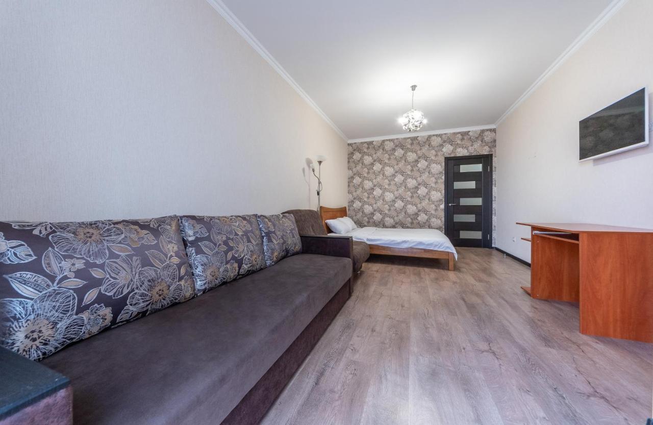 Flatrent Drahomanova 2A Apartment Kiev Exterior foto