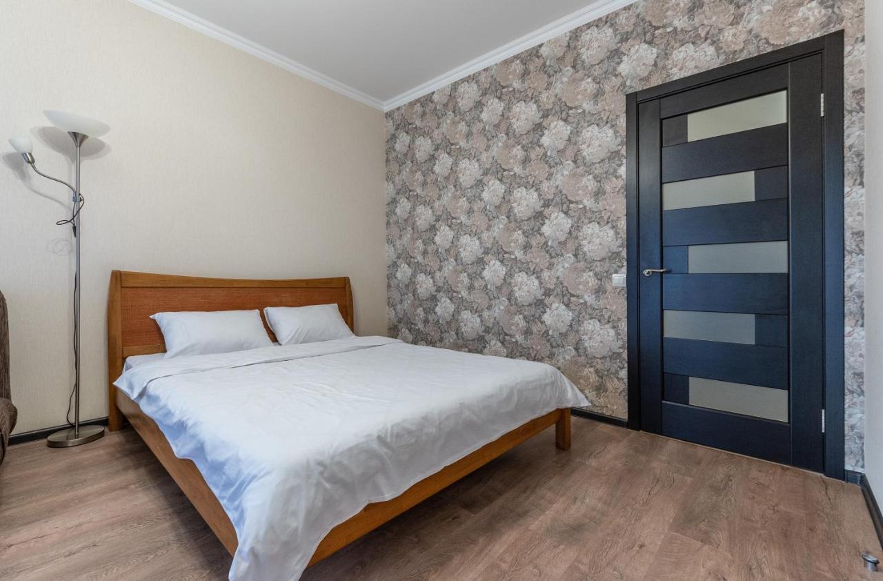 Flatrent Drahomanova 2A Apartment Kiev Exterior foto