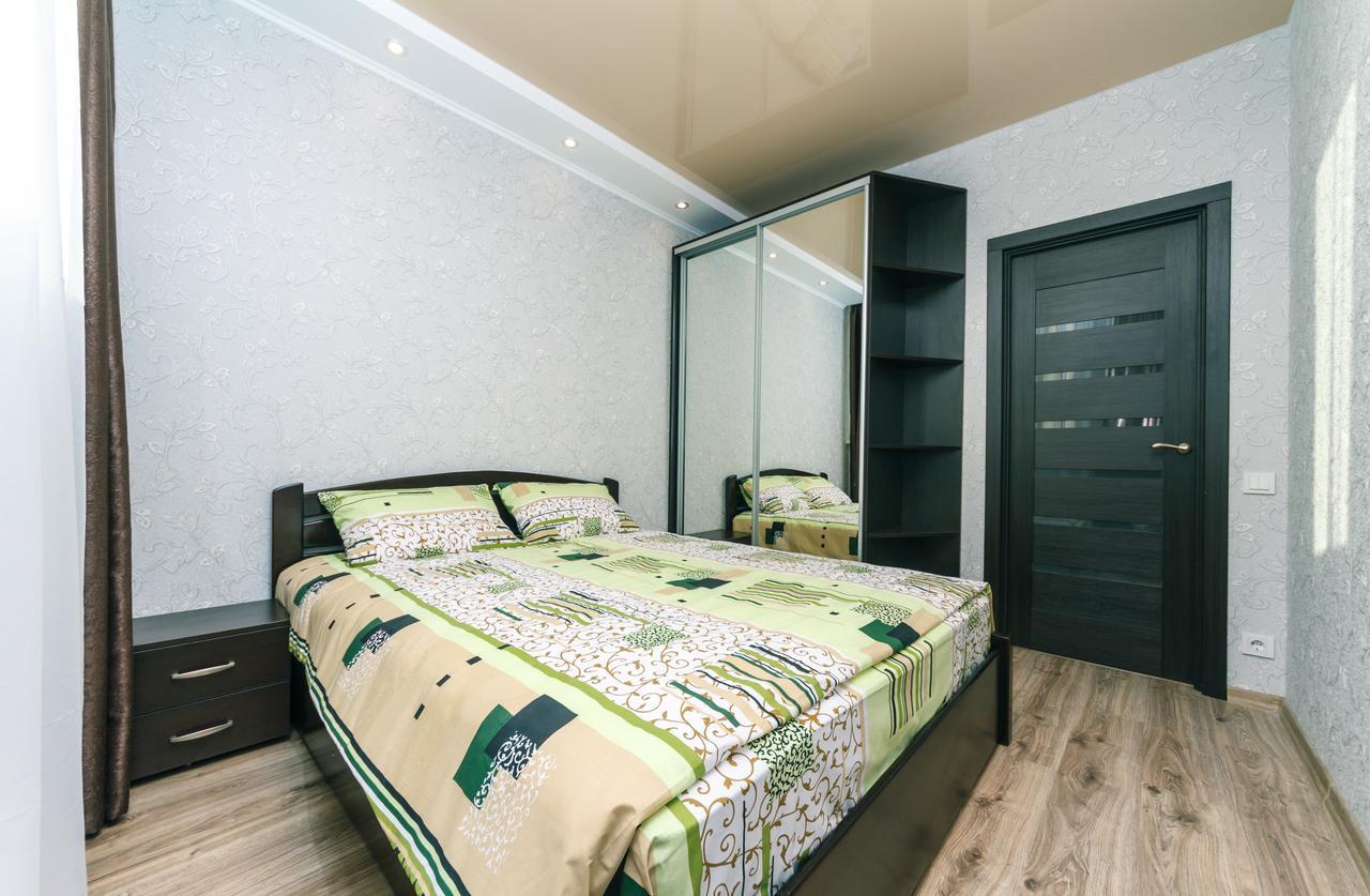 Flatrent Drahomanova 2A Apartment Kiev Exterior foto