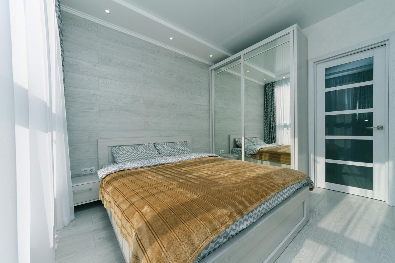 Flatrent Drahomanova 2A Apartment Kiev Exterior foto
